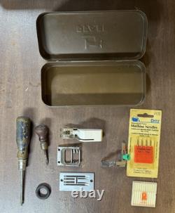 Singer 20U33 industrial zigzag sewing machine for parts or repair