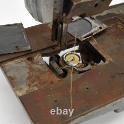 Singer 211G165 Industrial Sewing Machine Head 211G165 Leather Missing Parts