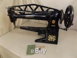 Singer 29K60 Sewing Machine Cobbler Shoes Boots Leather Industrial Long Arm