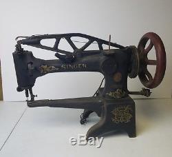 Singer 29-4 Industrial Sewing Machine Leather Cobbler Patcher Antique Tool Vtg