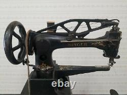 Singer 29 Class 29-4 Sewing Machine Industrial Patcher