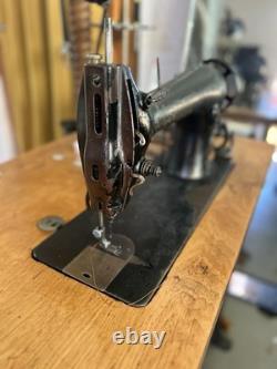 Singer 31-15 Industrial Sewing Machine Mfg. 1921 SLF 2 light + Servo Motor