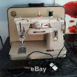 Singer 401G Slant Needle Heavy Duty Sewing Machine Multi Stitch Buttonhole