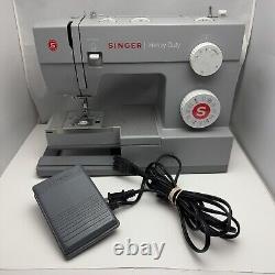 Singer 4432 Heavy Duty Mechanical Sewing Machine Pre-Owned