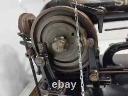 Singer 68-38 Sewing Machine