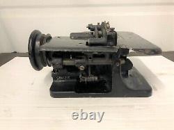 Singer 81 Class Vintage Trimming Machine Industrial Sewing Machine