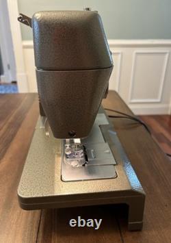 Singer HD110-C Heavy Duty Sewing Machine Tested Works Great