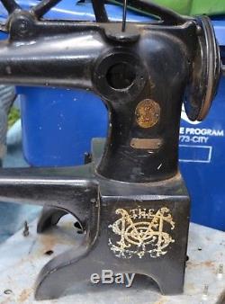 Singer Industrial 29-4 Cobbler Leather Treadle Sewing Machine