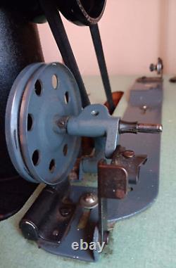Singer Vintage Working Industrial Sewing Machine 241-11 with table and motor