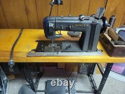 Singer industrial sewing machine 300w101