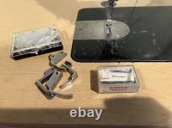 Singer industrial sewing machine 31-15 COMPLETE With EXTRAS, GREAT CONDITION