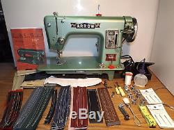 TOYOTA Industrial Strength HEAVY DUTY Sewing Machine LEATHER