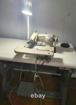 Tacsew T1718 Leather Industrial Blind Hemmer Sewing Machine WithTable