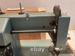 Thompson PW-201 Mini Walking Foot Sewing Machine with Case Industrial Heavy Duty Thompson PW-201 Mini Walking Foot Sewing Machine with Case Industrial Heavy Duty