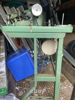 US Blind Stitch Industrial Sewing Machine 718-C6