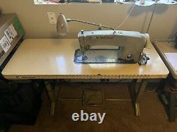 Union Special 1 needle INDUSTRIAL SEWING MACHINE With Table