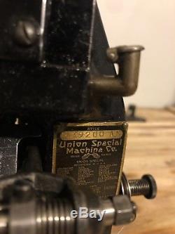 Union Special 39200 AC Vintage Industrial Sewing Machine w Differential Feed