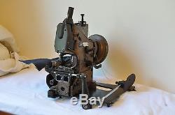 Union Special 43200G Chain Stitch Hemming Sewing Machine excellent condition