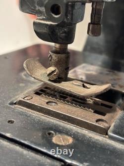 Union Special Half Size/Short Throw Industrial Sewing Machine Head Model 1800 Z