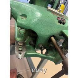 United States Blind Stitch Sewing Machine Model 718-C-6 Industrial Green Vintage