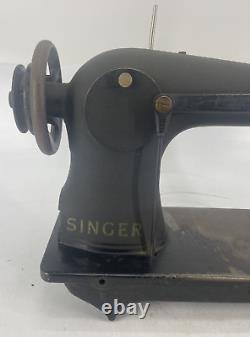 VINTAGE RARE Singer Industrial Sewing Machine 31-15 Serial #AL790185 READ