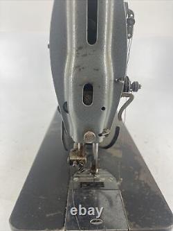 VINTAGE RARE Singer Industrial Sewing Machine 31-15 Serial #AL790185 READ