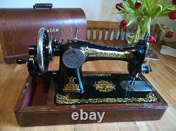 VINTAGE SINGER 15K HAND-CRANK SEWING MACHINE Sphinx decals Leather Upholstery