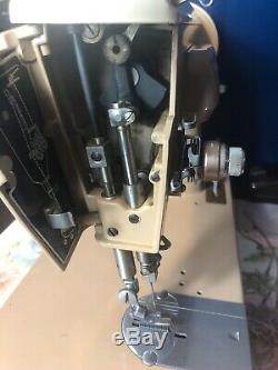 VINTAGE Singer 404 Industrial Strength Sewing Machine