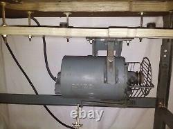 VINTAGE Singer Industrial Sewing Machine K-Leg Table with 3 phase motor