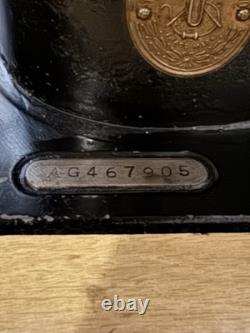 Vintage Industrial Sewing Machine Singer one needle with table platform