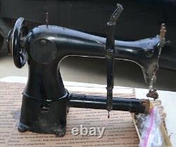 Vintage Industrial Singer 17-23 leather Sewing Machine for parts or restoring