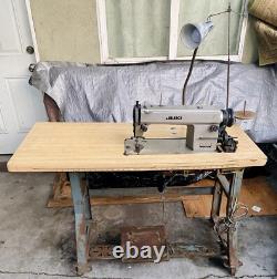 Vintage JUKI DDL-5550 Industrial Lockstitch Sewing Machine Workstation