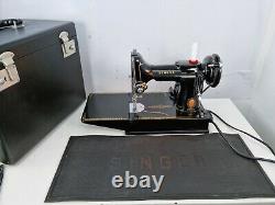 Vintage Singer 221k Featherweight Electric Sewing Machine, Fully Serviced