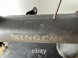 Vintage Singer 241-11 Heavy Duty Commercial Sewing Machine For Leather Stitching