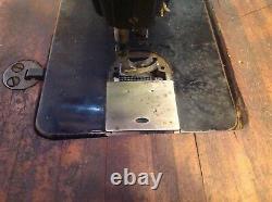 Vintage Singer 241-13 Sewing Machine