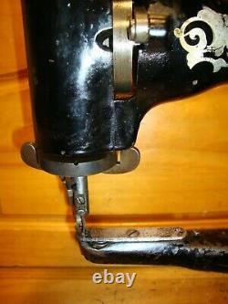 Vintage Singer 29-4 Industrial Cobbler Leather Treadle Sewing Machine