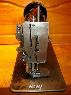 Vintage Singer 32-45 Walking Foot Zig Zag Industrial Sewing Machine