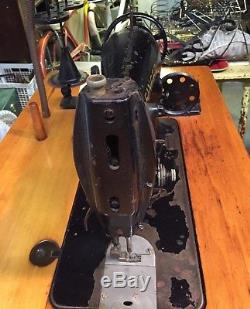 Vintage Singer Commercial/industrial Sewing Machine. Model 95-1