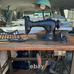 Vintage Singer Heavy Duty Industrial Sewing Machine & solid wood Table pedal