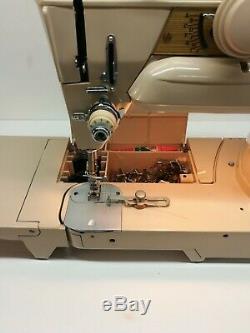 Vintage Singer Sewing Machine, Model 431 G High End Home Use 1960's withOEM Case