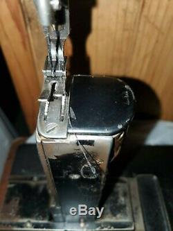 Vintage industrial Singer 51W51 post bed sewing machine