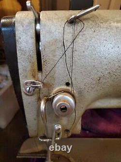 Vintage pfaff german industrial Sewing Machine 463-34/2-900 AS