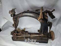 Vtg Ind. Sewing Machine Union Special Co Class 6200, as is as collectible, #4