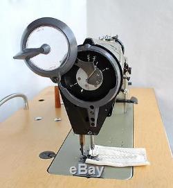 Yamata 457U135L 3-Step Zig Zag Industrial Sewing Machine +Table Singer, motor